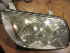 Toyota 4 RUNNER - Headlight RIGHT - 4R